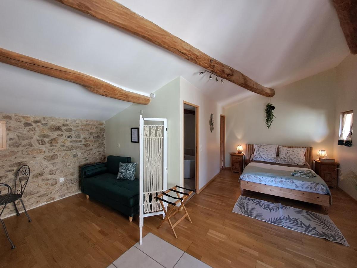 Domaine Saint Claude - Gite , Chambres D'Hotes & Hebergement Insolite Malleval Dış mekan fotoğraf